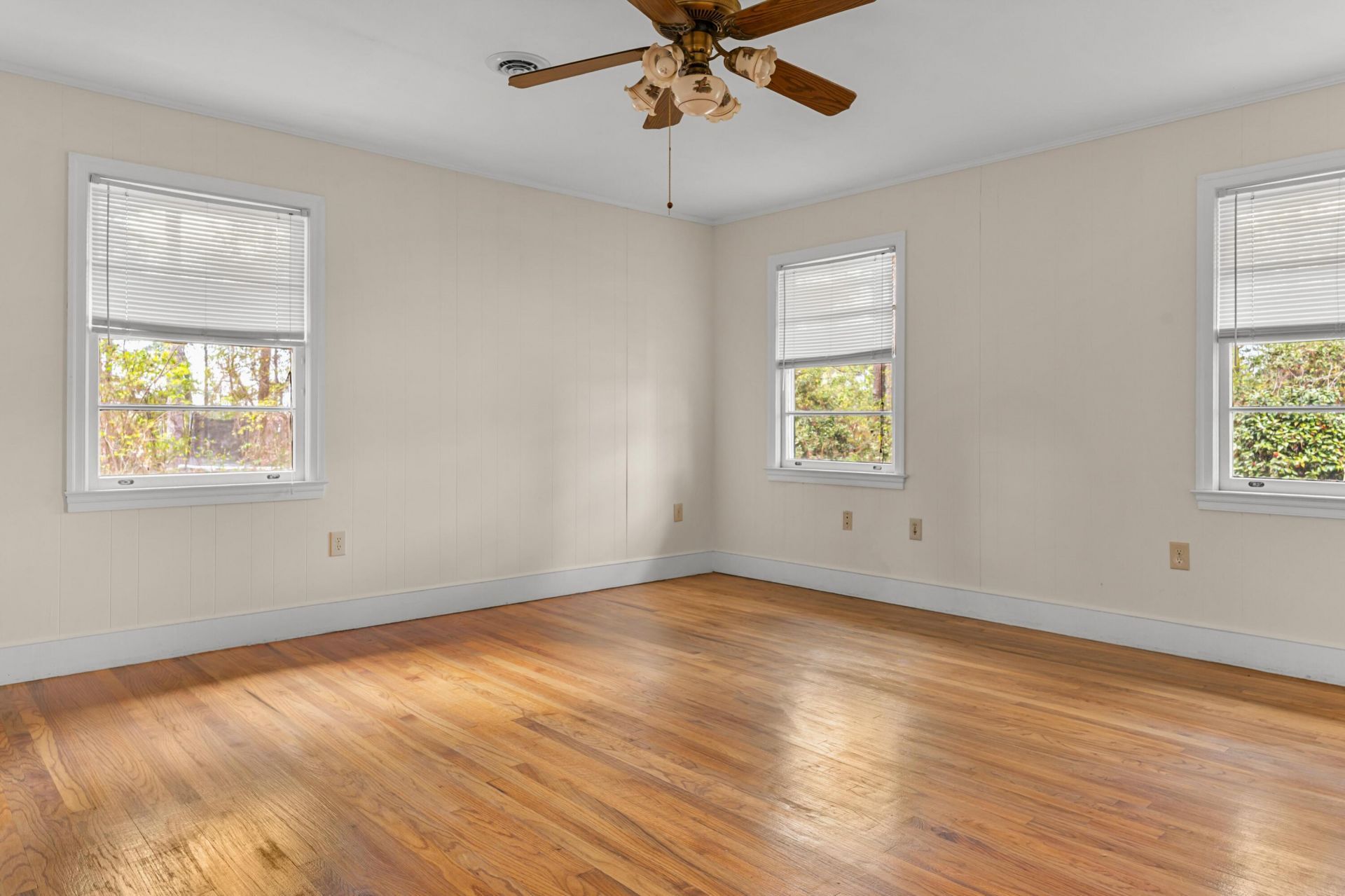 2279 Chestnut Street Photo 20