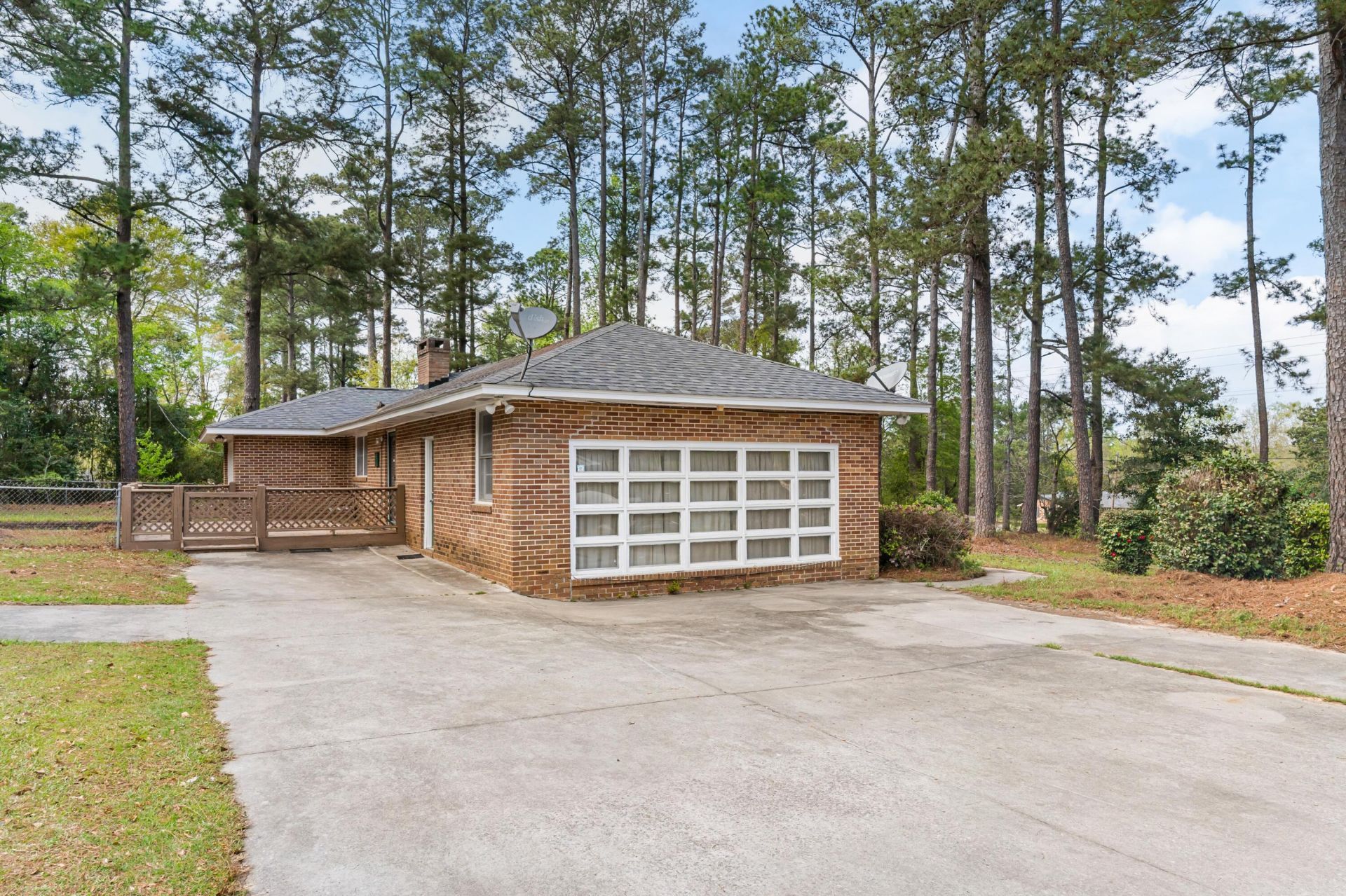 2279 Chestnut Street Photo 26