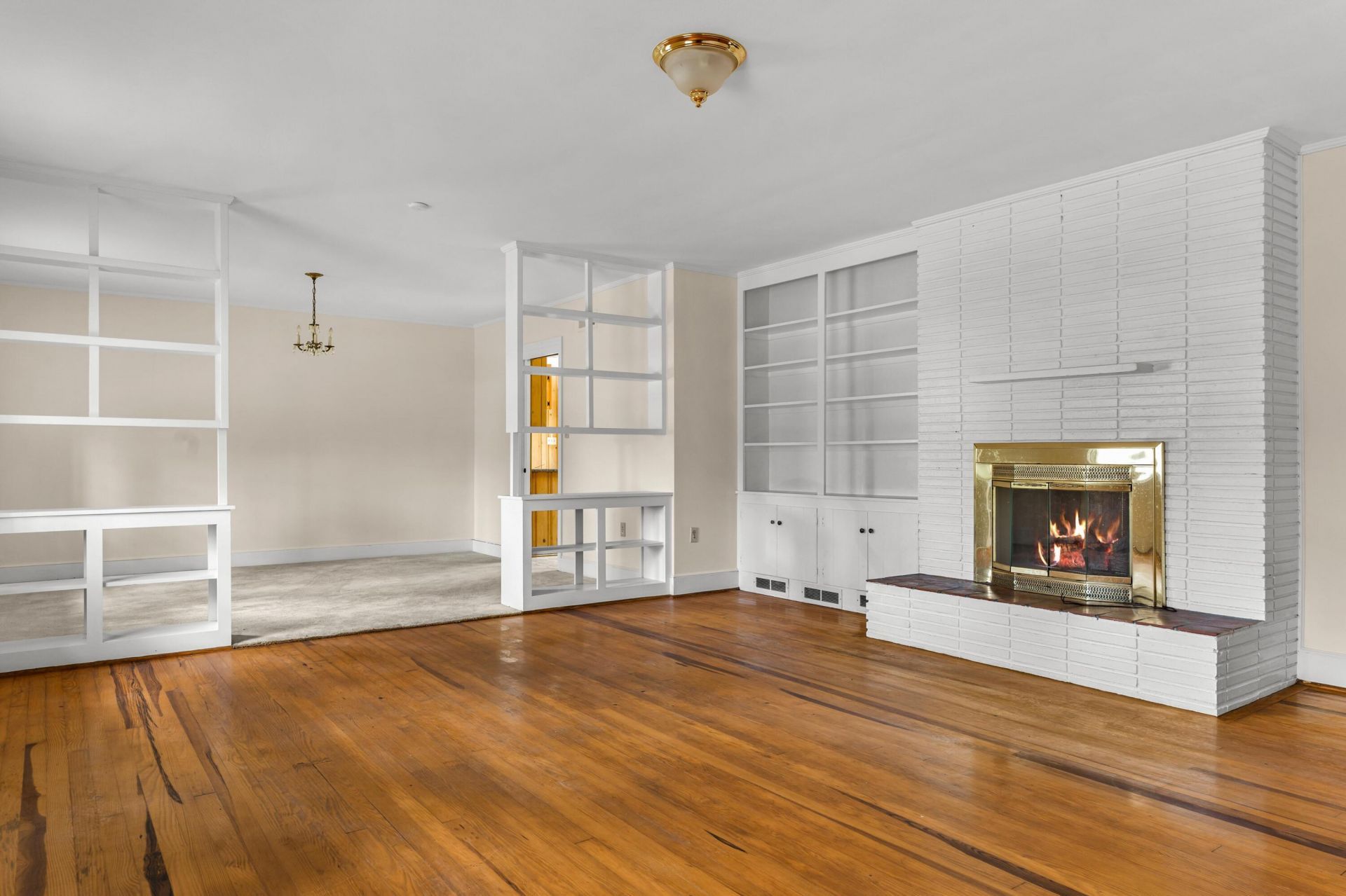 2279 Chestnut Street Photo 6