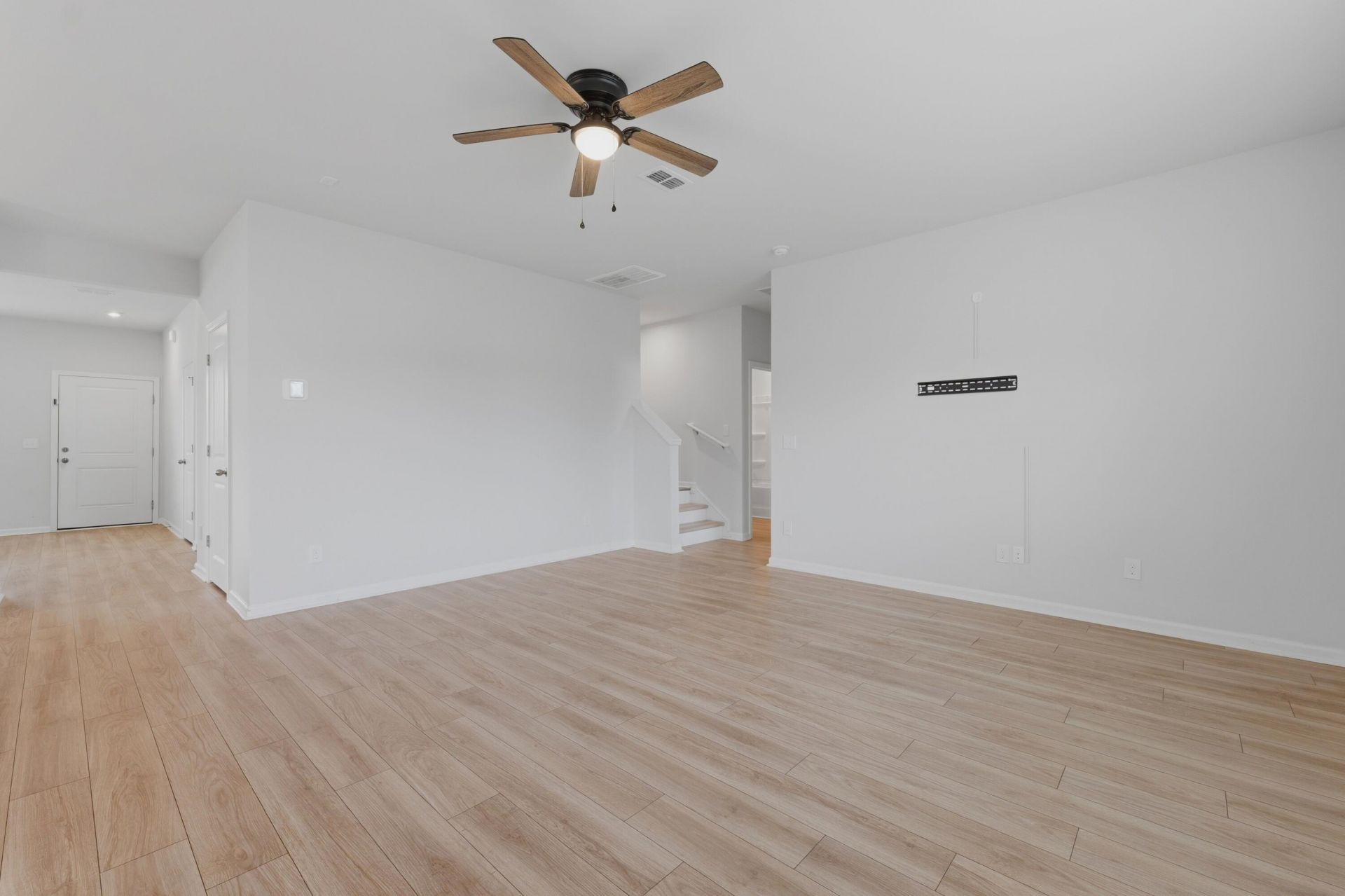 130 Eldridge Street Photo 12