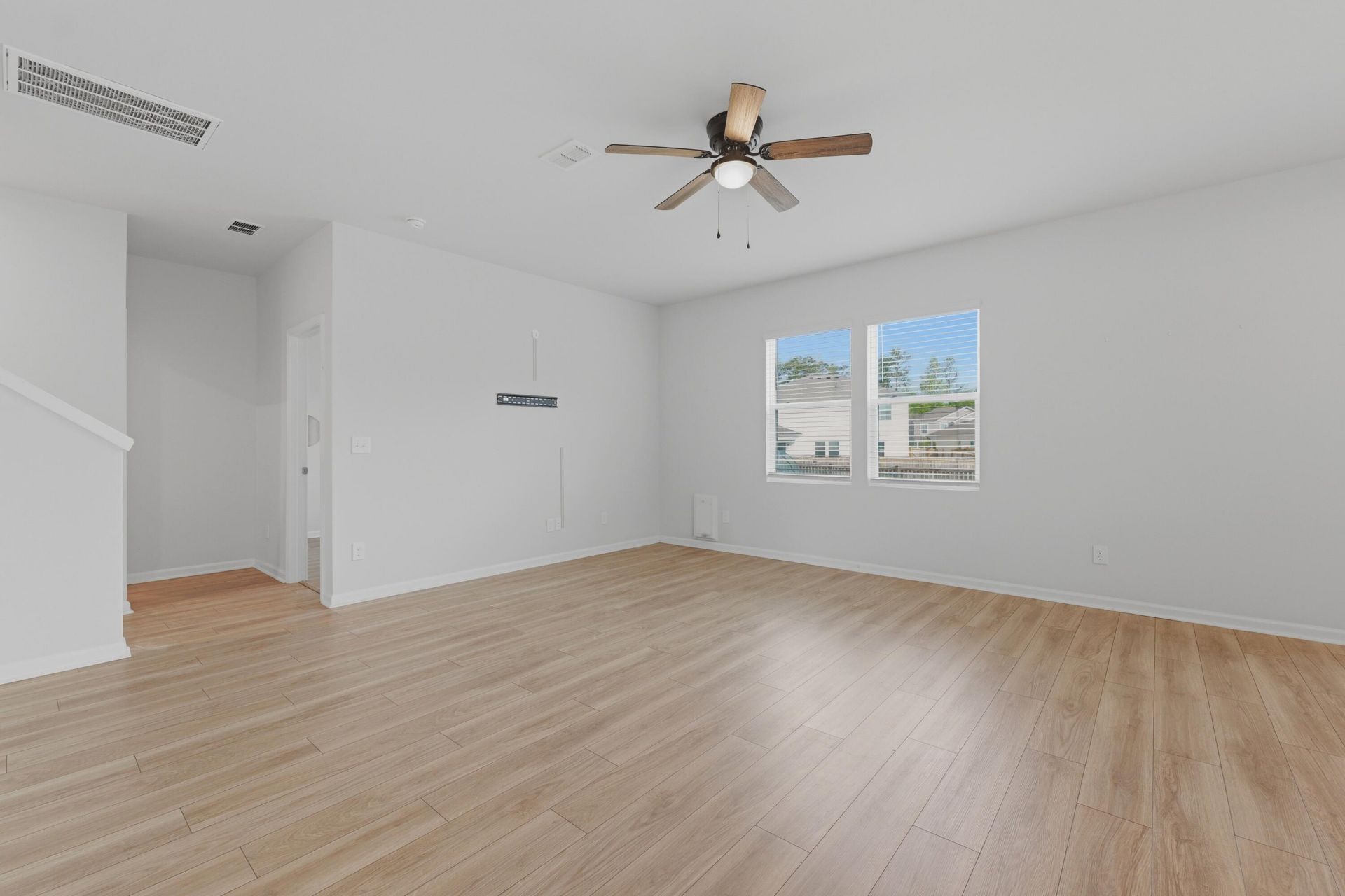 130 Eldridge Street Photo 14