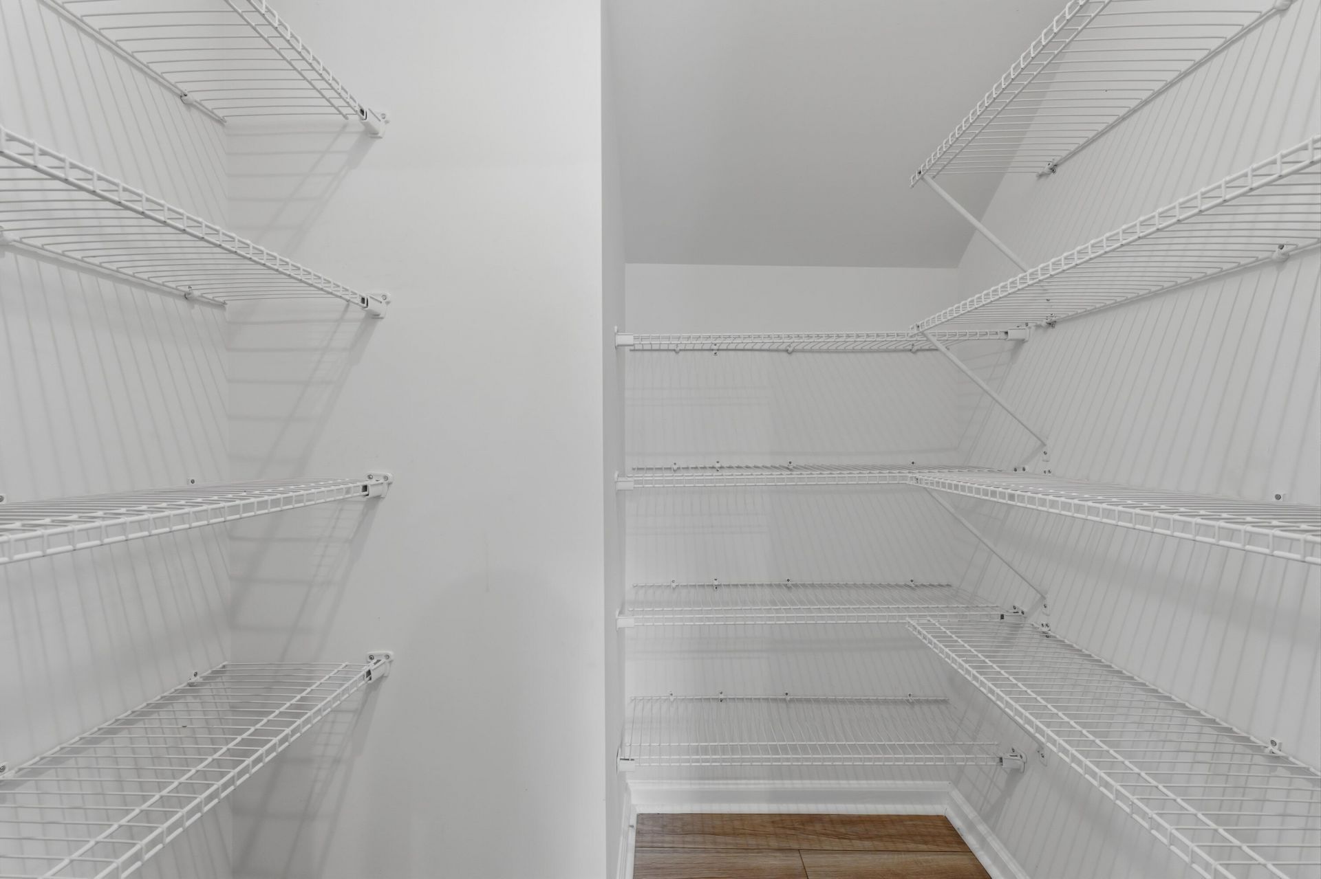 130 Eldridge Street Photo 30