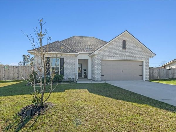 34377 CAMPANA Lane, Slidell, LA 70460