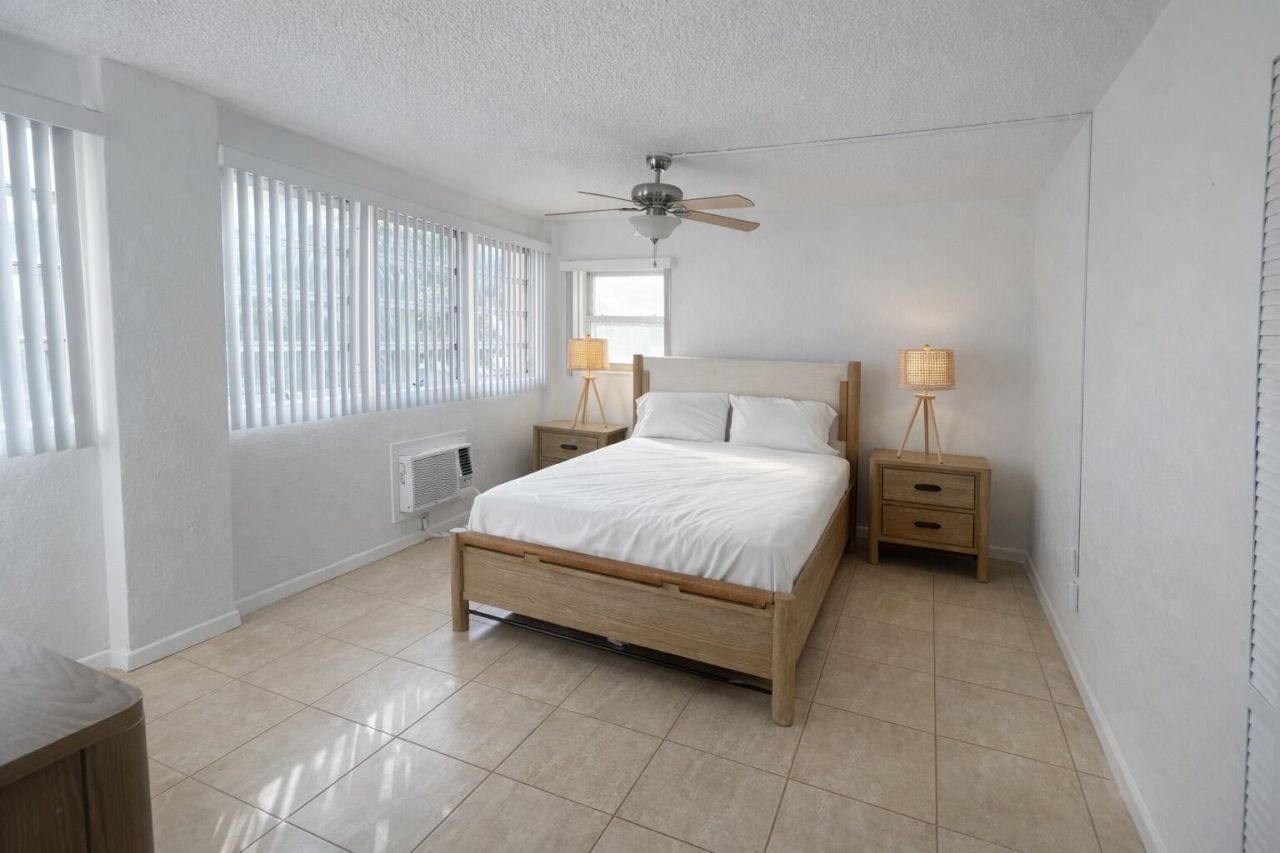 345 N Fort Lauderdale Beach Boulevard, Unit 201, Fort Lauderdale, FL 33304 Photo