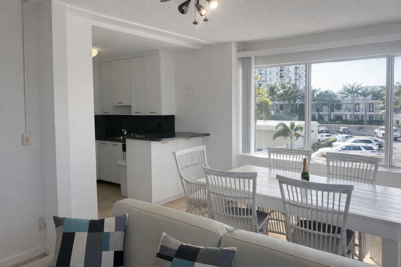 345 N Fort Lauderdale Beach Boulevard, Unit 201, Fort Lauderdale, FL 33304 Photo