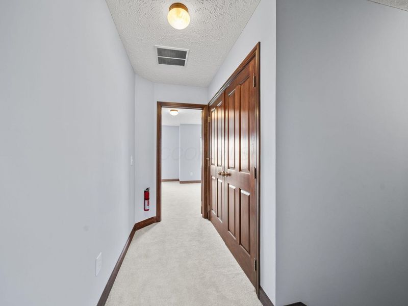 5935 Canyon Creek Drive, Unit 604, Dublin, OH 43016 Photo 18