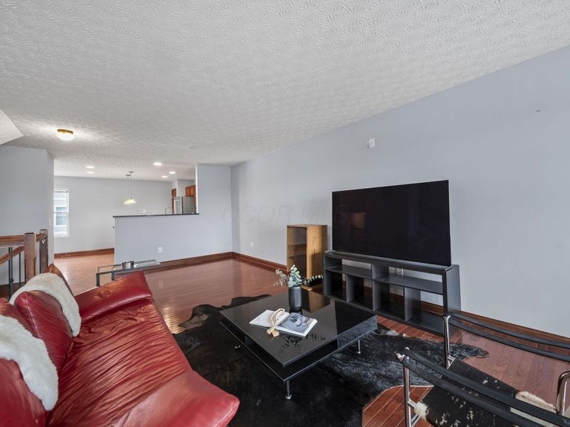 5935 Canyon Creek Drive, Unit 604, Dublin, OH 43016 Photo 8