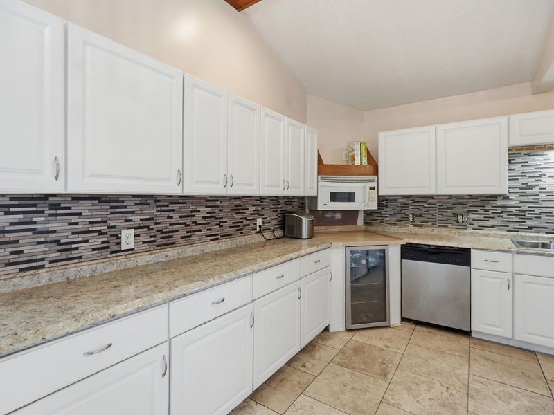 326 E 3rd Street , Ashland, OH 44805 Photo 9