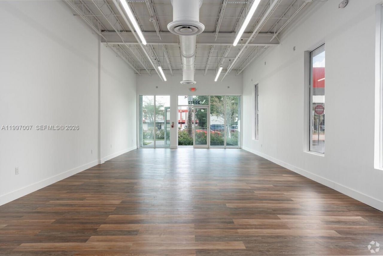 20450 NW 2nd Ave , Unit 20450--56, Miami Gardens, FL 33169 Photo