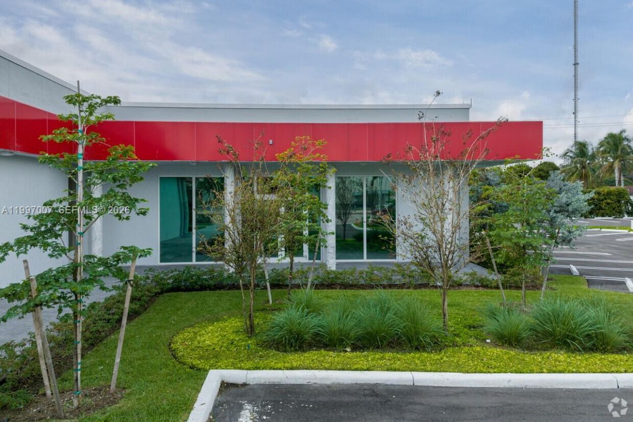 20450 NW 2nd Ave , Unit 20450--56, Miami Gardens, FL 33169 Photo