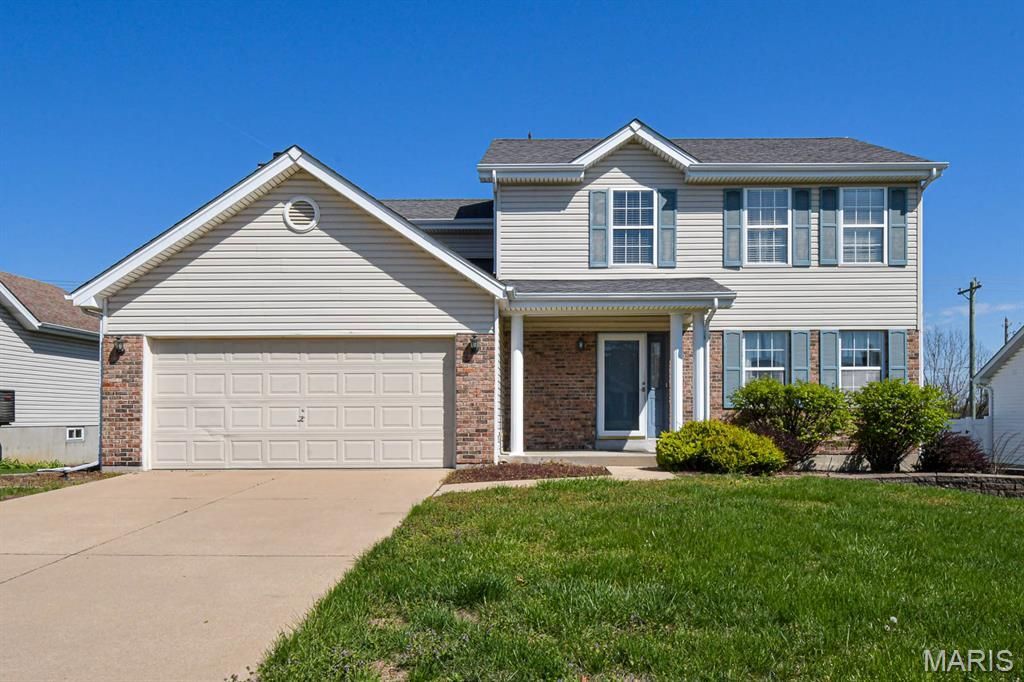 55 Green Pines Circle, Saint Peters, MO 63376 Main Photo