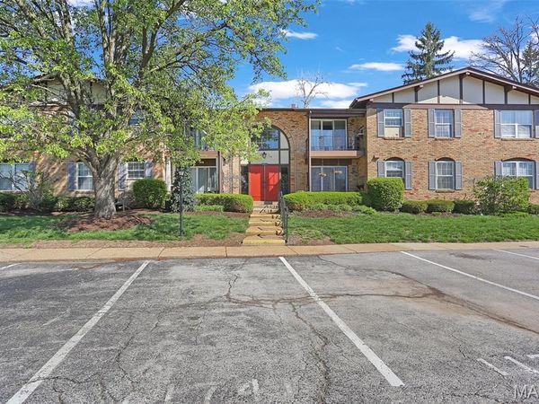 11741 Casa Grande Drive , Unit G, St Louis, MO 63146