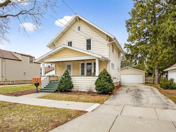 121 S OUTAGAMIE STREET, Appleton, WI 54914