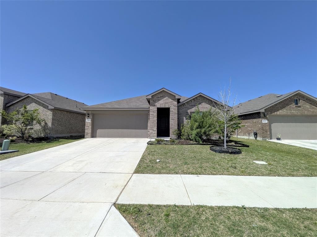 9513 Doverglen Drive, Fort Worth, TX 76131 Main Photo