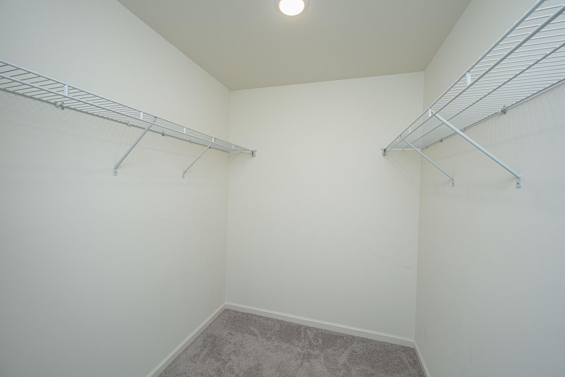 2102 Scarlett Maple Street Photo 11