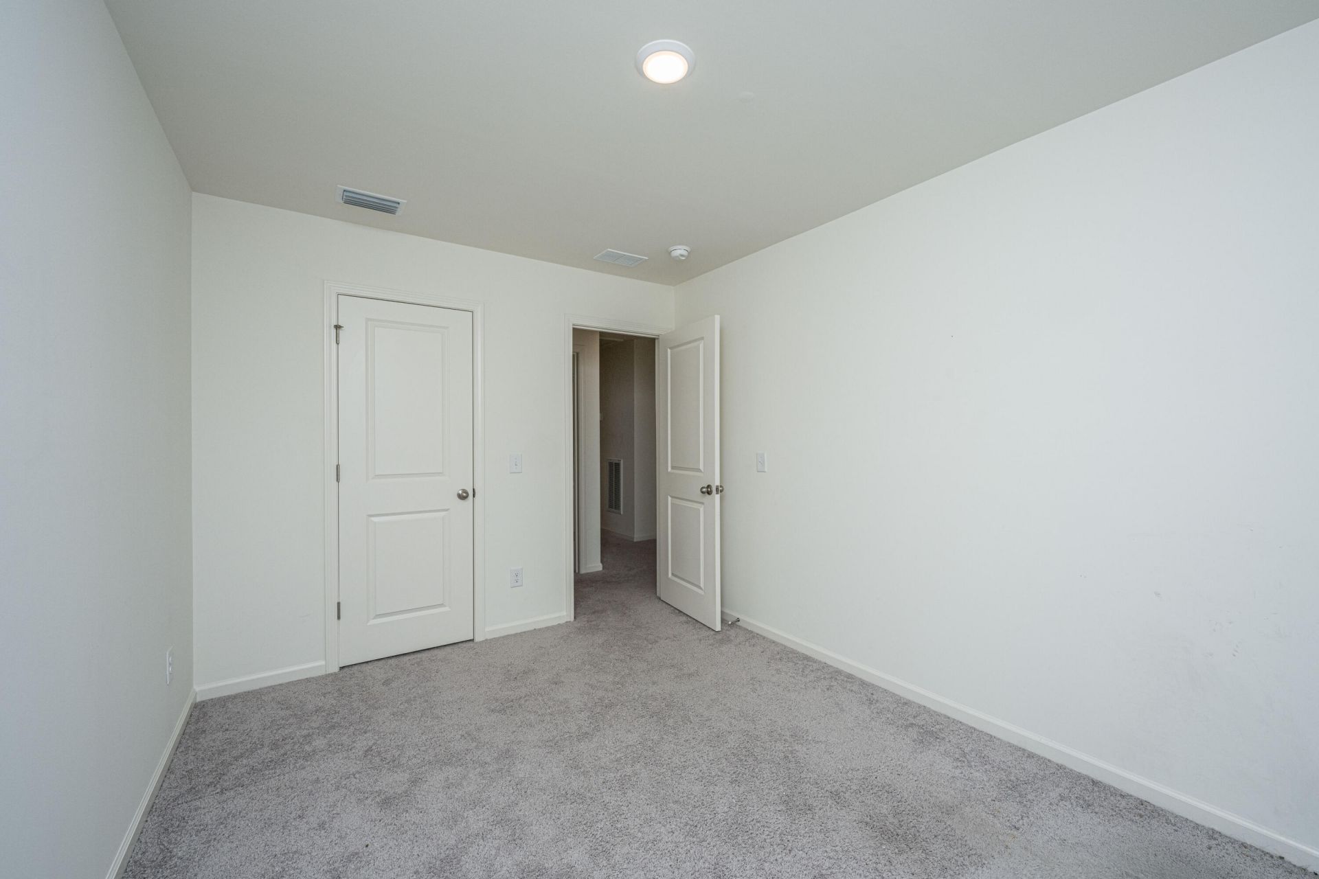 2102 Scarlett Maple Street Photo 20
