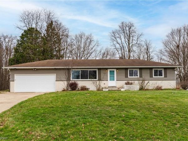 1923 Caroline Avenue , Norton, OH 44203