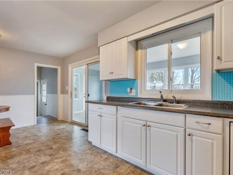 1923 Caroline Avenue , Norton, OH 44203 Photo 8