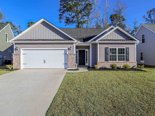 913 Woodside Dr., Conway, SC 29526
