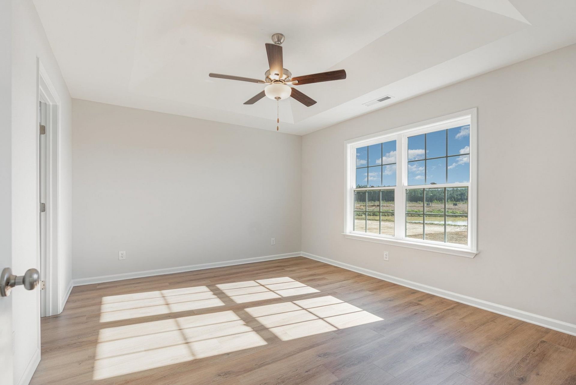 913 Woodside Dr. Photo 11