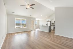 913 Woodside Dr. photo 4