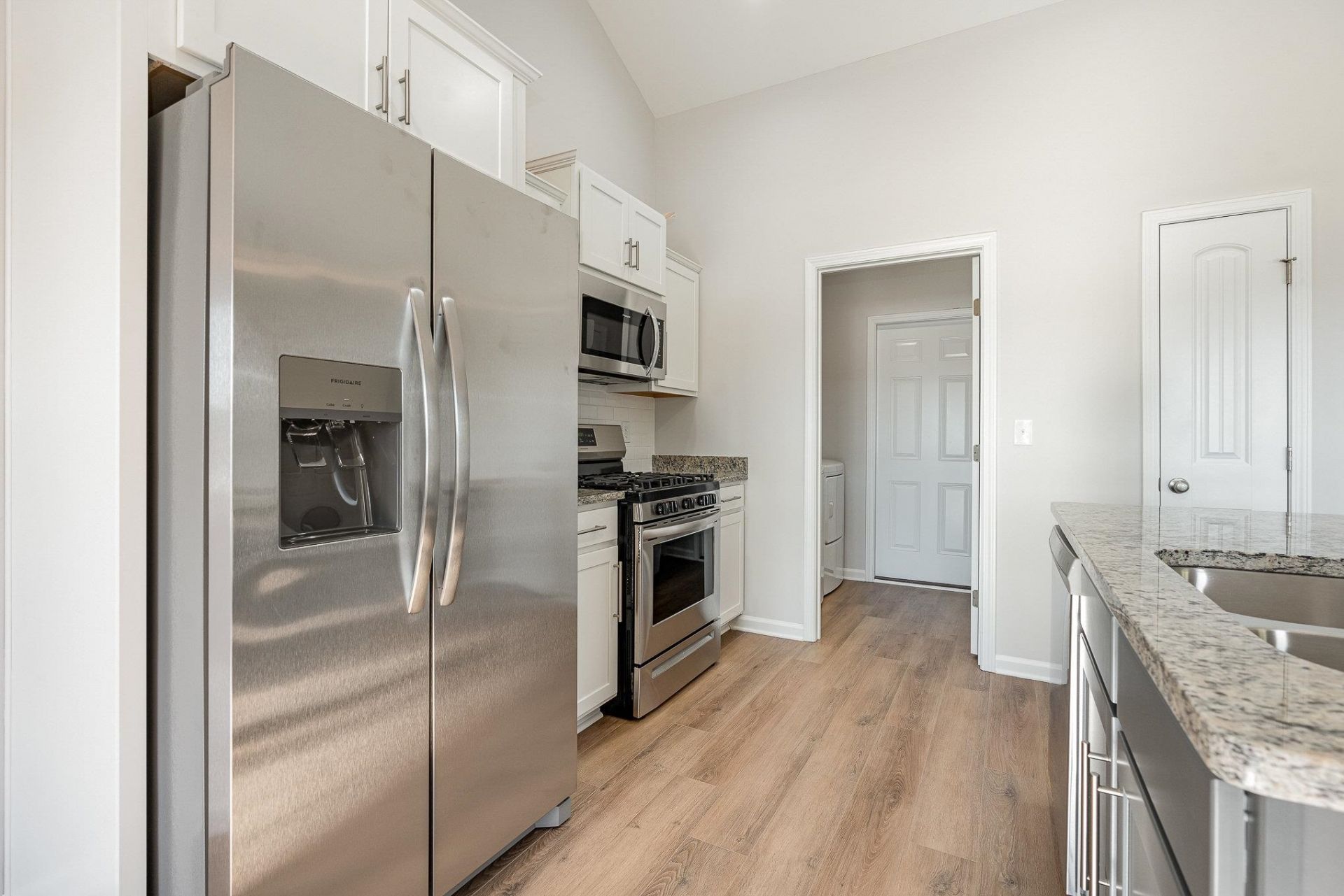 913 Woodside Dr. Photo 7