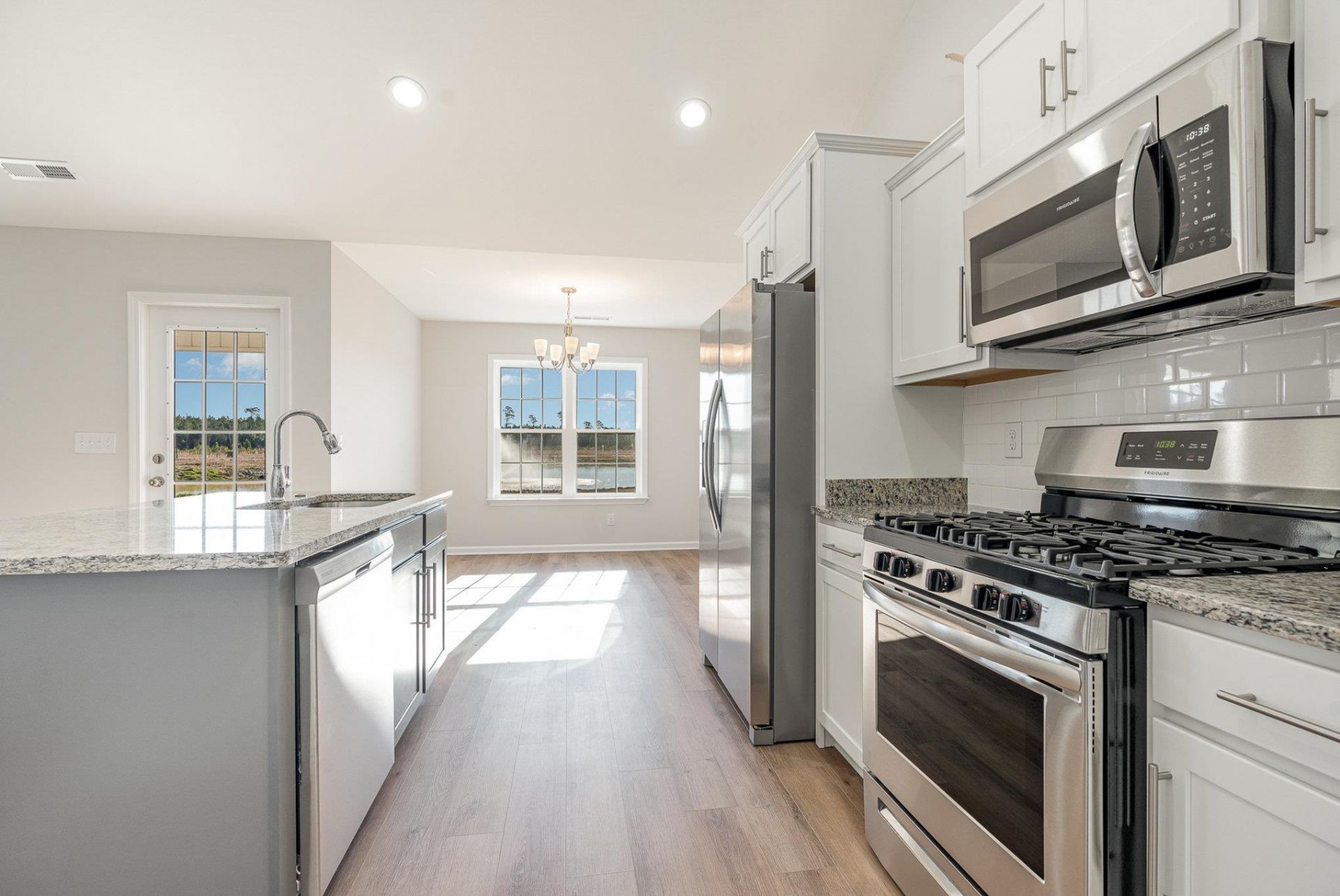 913 Woodside Dr. Photo 8