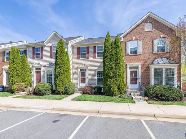 1528 MONTESSORI TER, CHARLOTTESVILLE, VA 22911