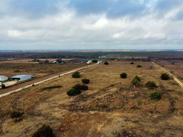 14024 Graef RD, Creedmoor, TX 78610