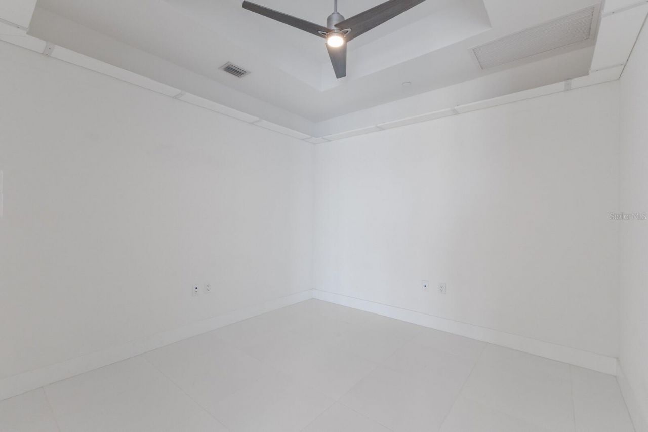 111 S Pineapple Avenue, Unit 1021, Sarasota, FL 34236 Photo
