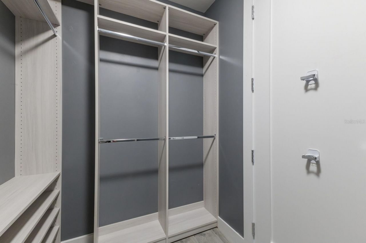 111 S Pineapple Avenue, Unit 1021, Sarasota, FL 34236 Photo