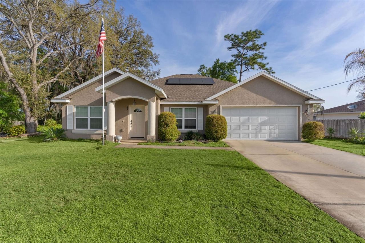 13 Malauka Radial Run, Ocklawaha, FL 32179 Photo