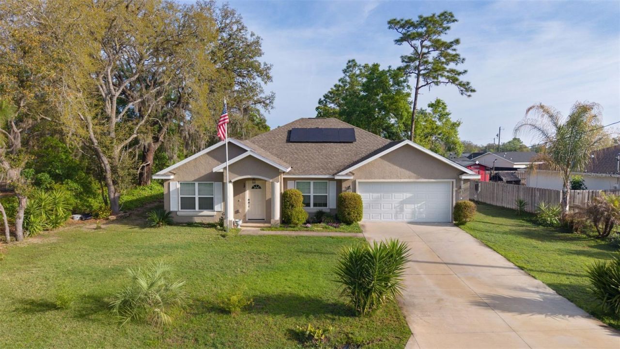 13 Malauka Radial Run, Ocklawaha, FL 32179 Photo