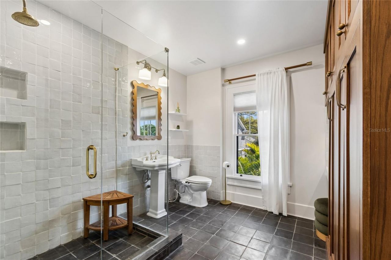 1126 16th Avenue N, Saint Petersburg, FL 33704 Photo