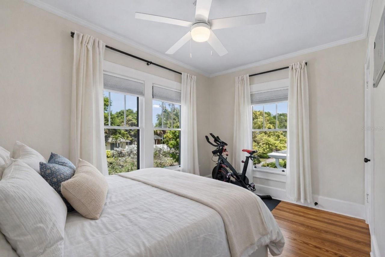 1126 16th Avenue N, Saint Petersburg, FL 33704 Photo