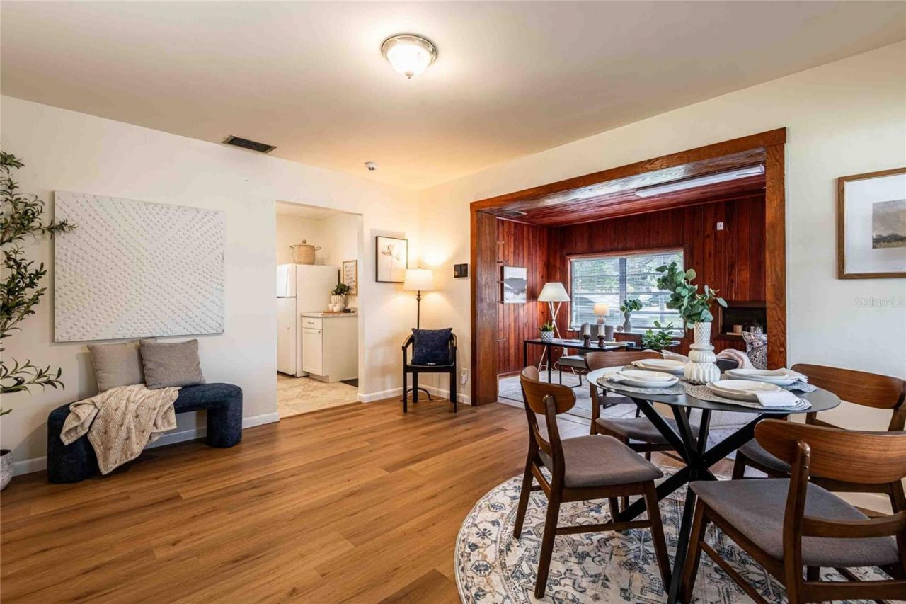 2542 W Hiawatha Street , Tampa, FL 33614 Photo