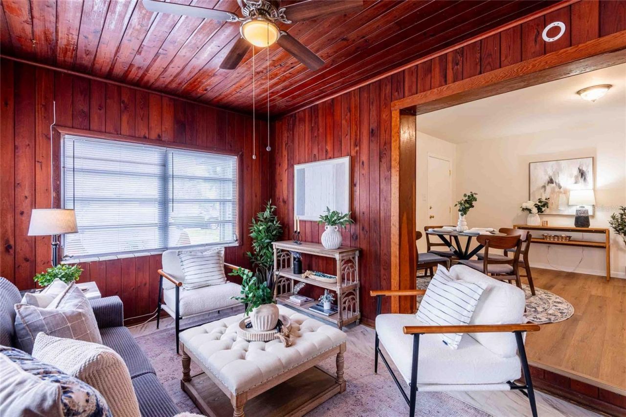 2542 W Hiawatha Street , Tampa, FL 33614 Photo