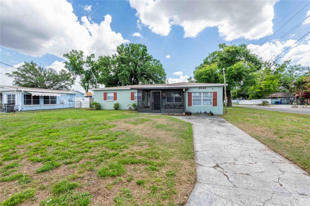 2542 W Hiawatha Street , Tampa, FL 33614 Photo