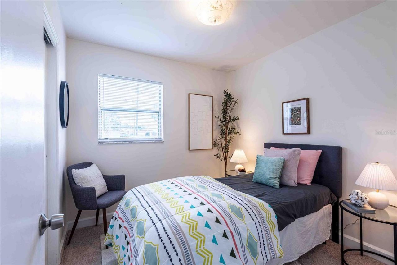 2542 W Hiawatha Street , Tampa, FL 33614 Photo