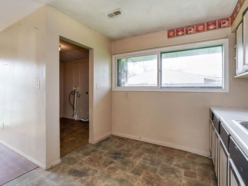 3295 Mary Avenue, Columbus, OH 43204 Photo 12