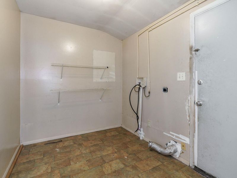 3295 Mary Avenue, Columbus, OH 43204 Photo 13