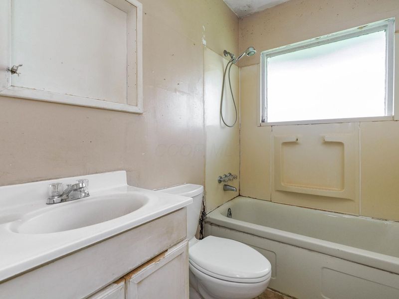 3295 Mary Avenue, Columbus, OH 43204 Photo 21