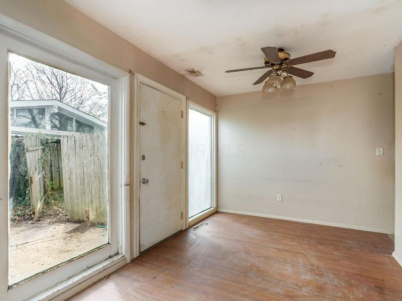 3295 Mary Avenue, Columbus, OH 43204 Photo 6