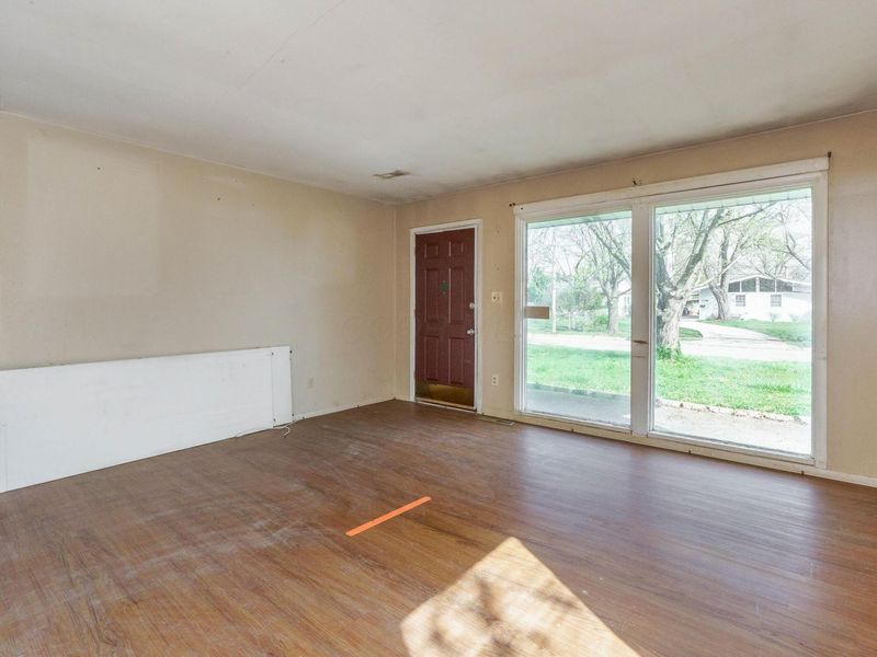 3295 Mary Avenue, Columbus, OH 43204 Photo 8