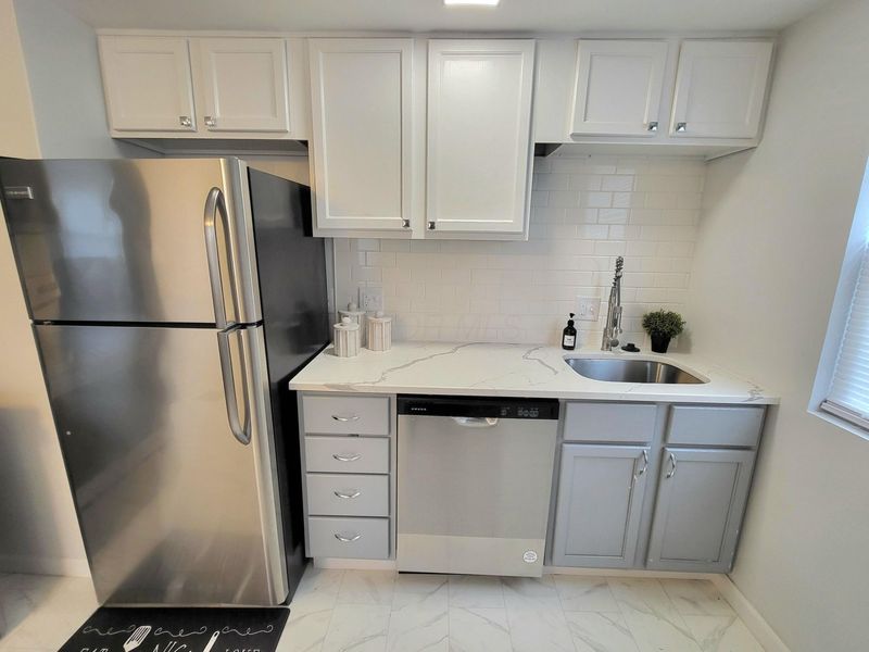 570 N Ohio Avenue, Columbus, OH 43203 Photo 8