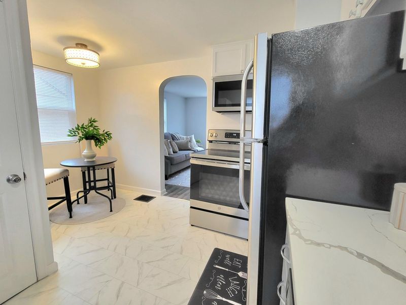 570 N Ohio Avenue, Columbus, OH 43203 Photo 9