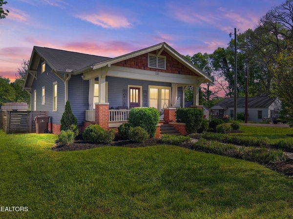 131 Pearson Ave, Knoxville, TN 37920