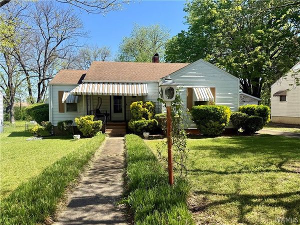 129 10th Street S, Bessemer, AL 35020