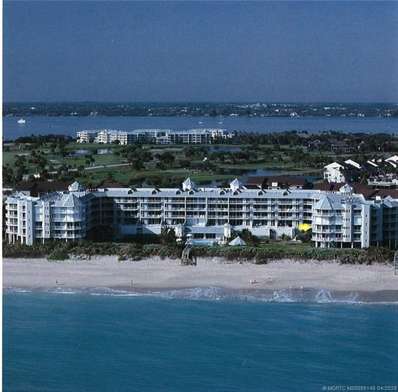 579 NE Plantation Road, Unit N-107, Stuart, FL 34996 Photo