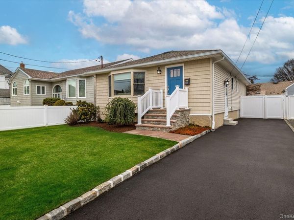 2A Baylis Place , Lynbrook, NY 11563